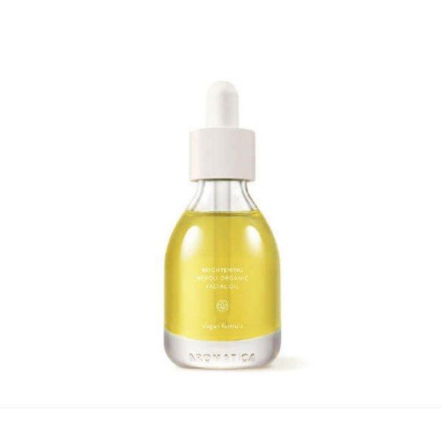 Neroli facial oil pressed onto palm
