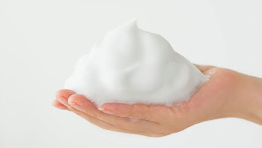 Centellian24 Madeca Cleansing Foam rinsing off in sink