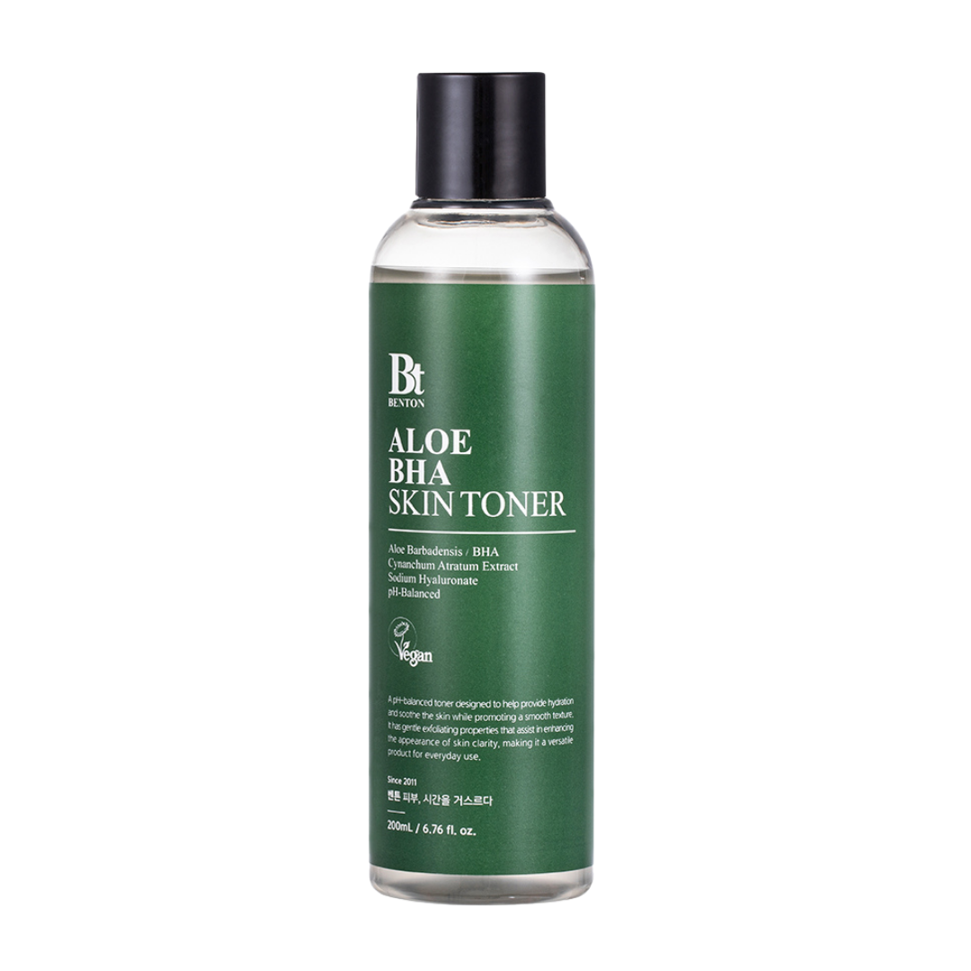 Aloe BHA toner texture swatch showing lightweight consistency