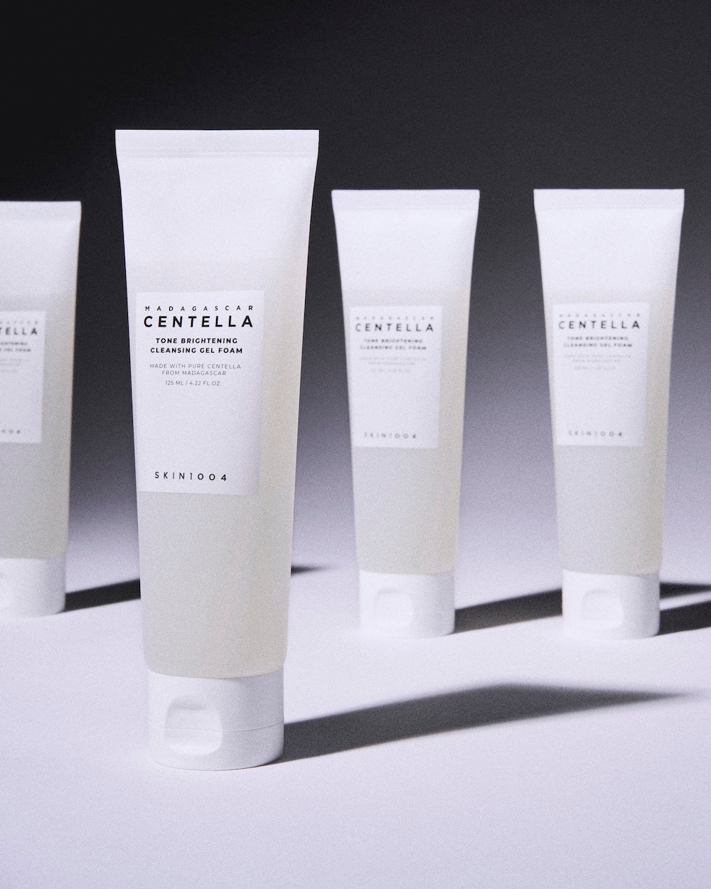 SKIN1004 Madagascar Centella Tone Brightening Cleansing Gel Foam 125ml Korean cleanser product image