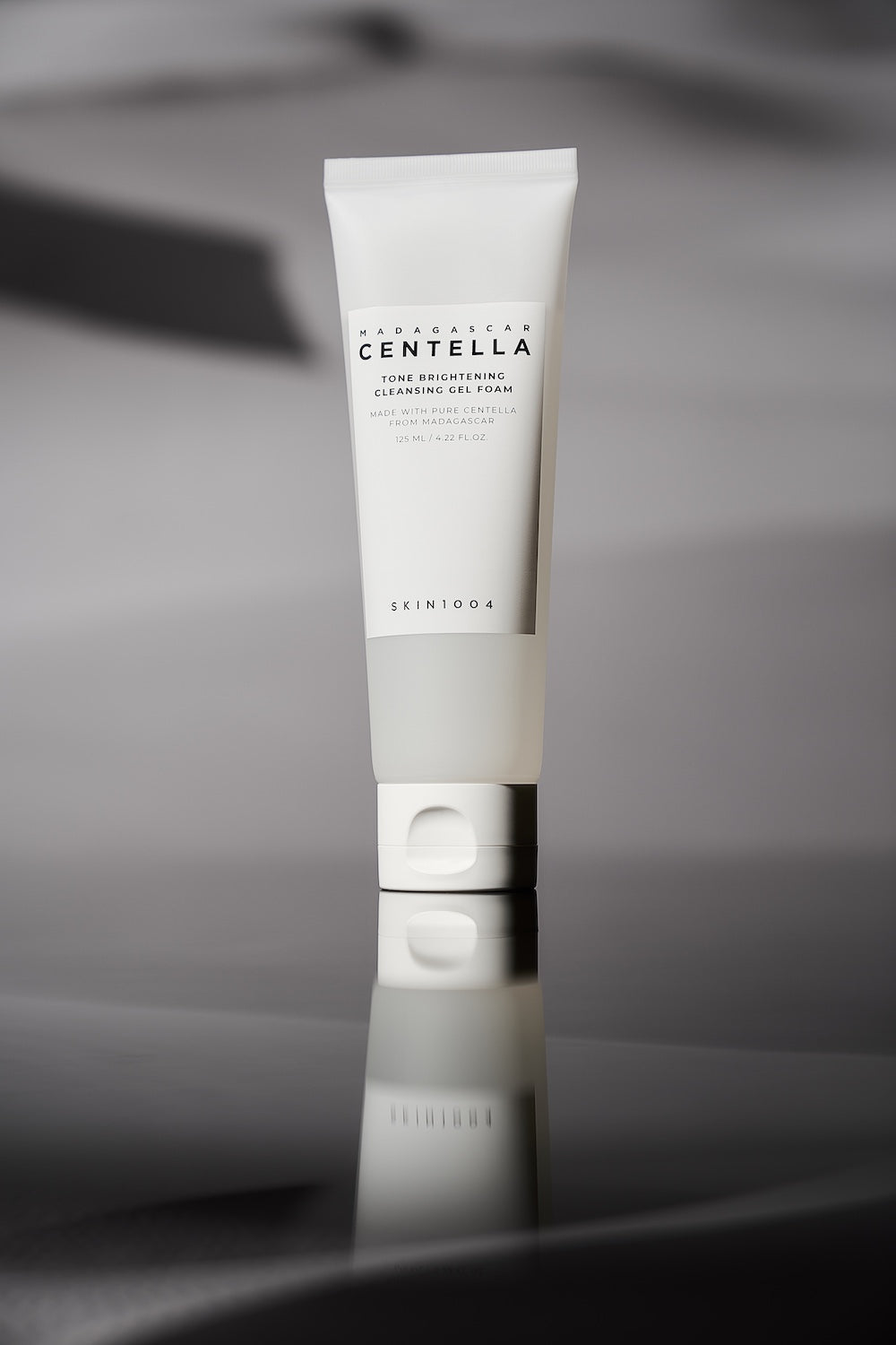 SKIN1004 Madagascar Centella Tone Brightening Cleansing Gel Foam 125ml Korean cleanser product image