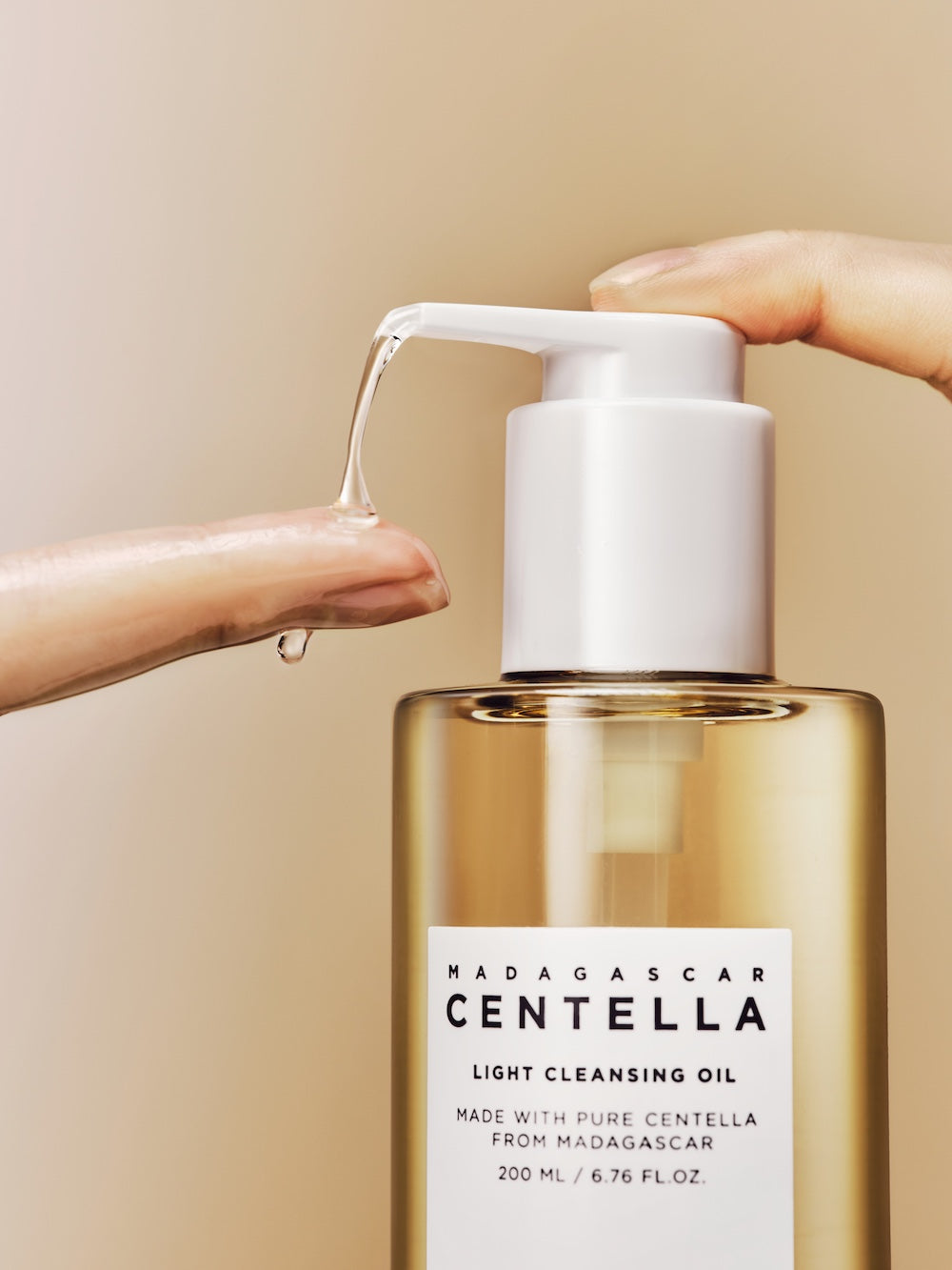 SKIN1004 Madagascar Centella Light Cleansing Oil 200ml Korean cleanser product image