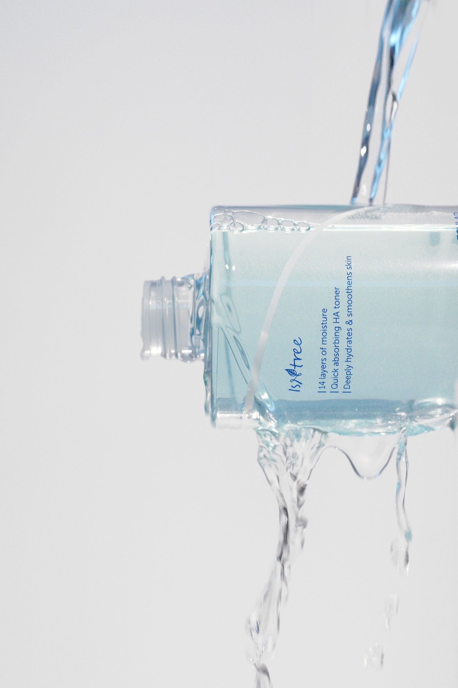 Isntree Ultra Low Molecular Hyaluronic Acid Toner 300ml Korean toner product image
