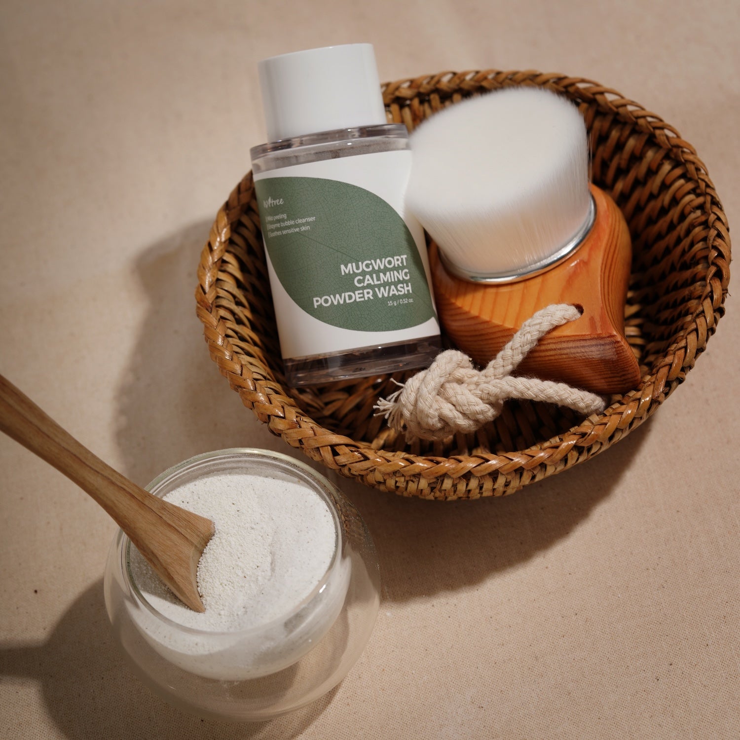 Isntree Mugwort Calming Powder Wash 15g Korean cleanser product image