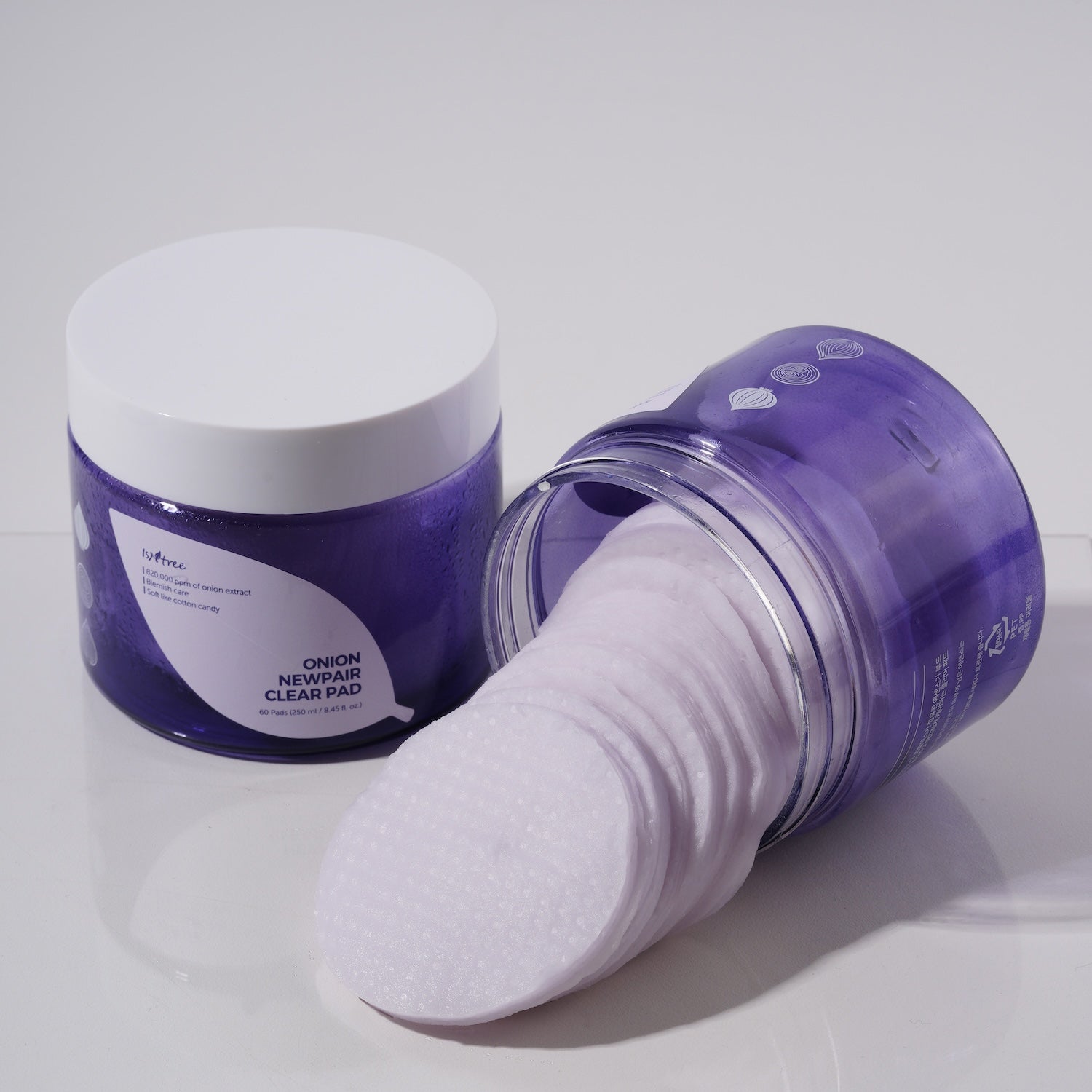 Isntree Onion Newpair Clear Pad 60 Pads 250ml product shot (2)