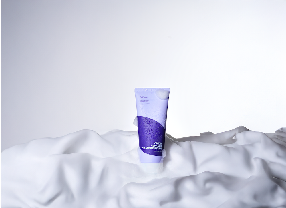 Isntree Onion Newpair Cleansing Foam 150ml Korean cleanser product image