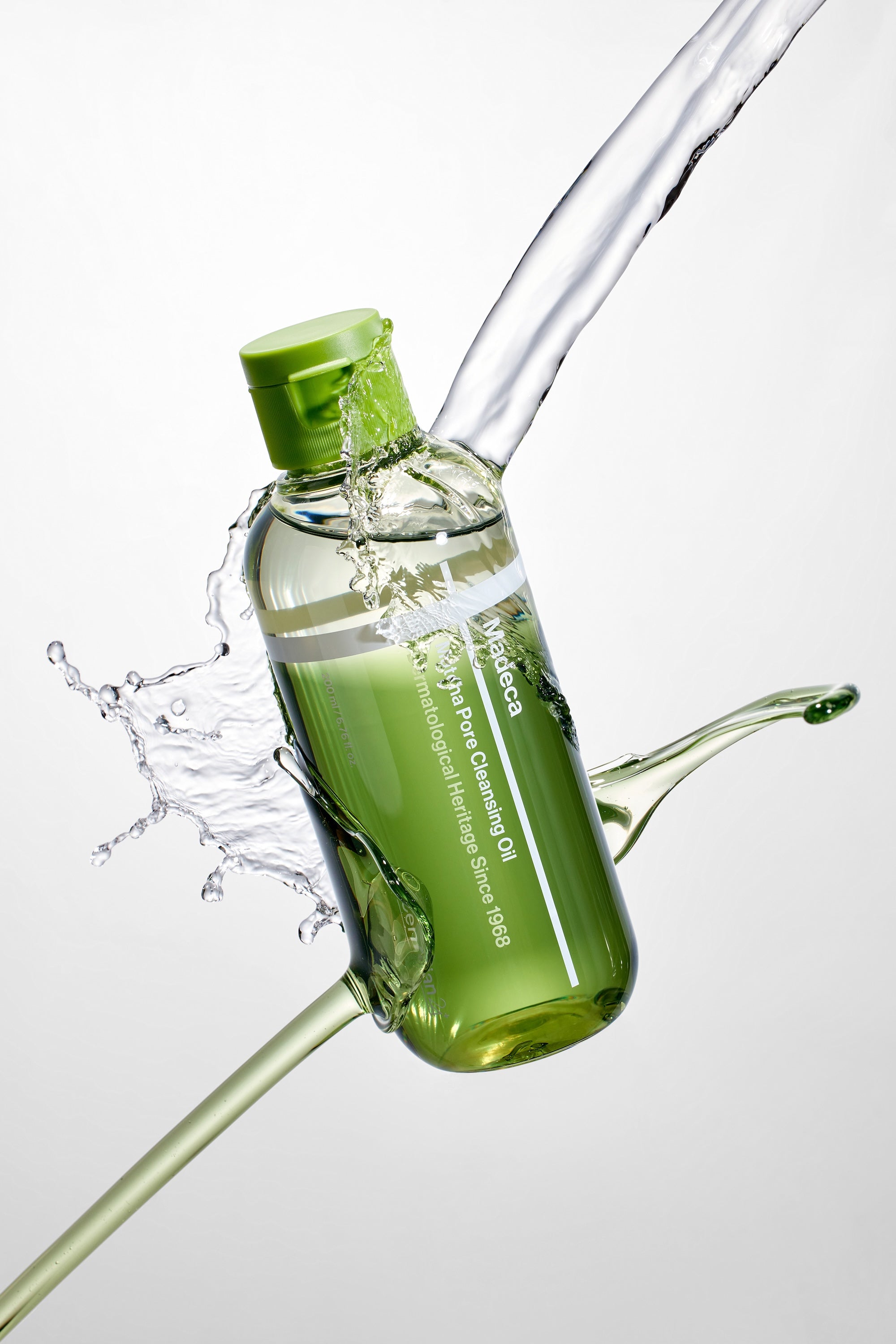 Centellian24 Madeca Matcha Pore Cleansing Oil 200ml Korean cleanser product image