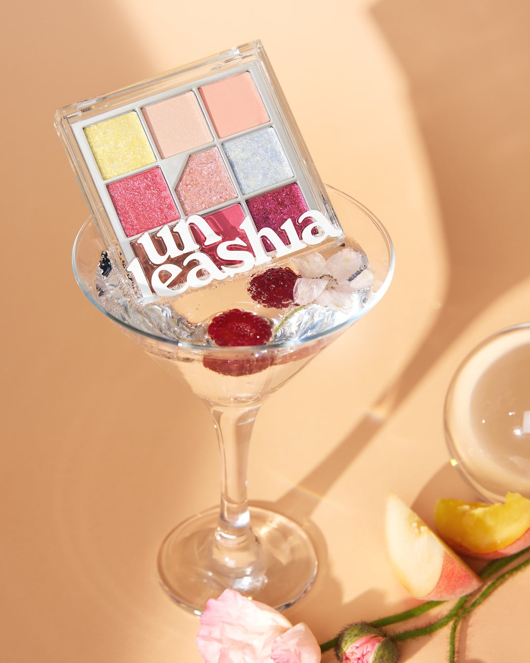 UNLEASHIA Glitterpedia Eye Palette No.7 All of Peach Ade 6.9g