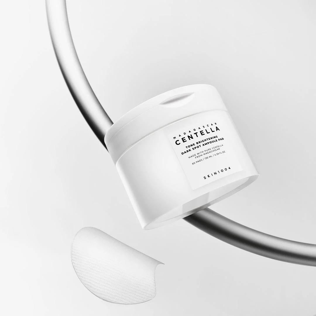 SKIN1004 Madagascar Centella Tone Brightening Dark Spot Ampoule Pad 60pads