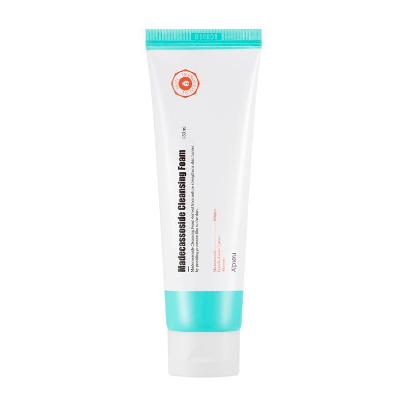 Madecassoside cleanser lathered on hand
