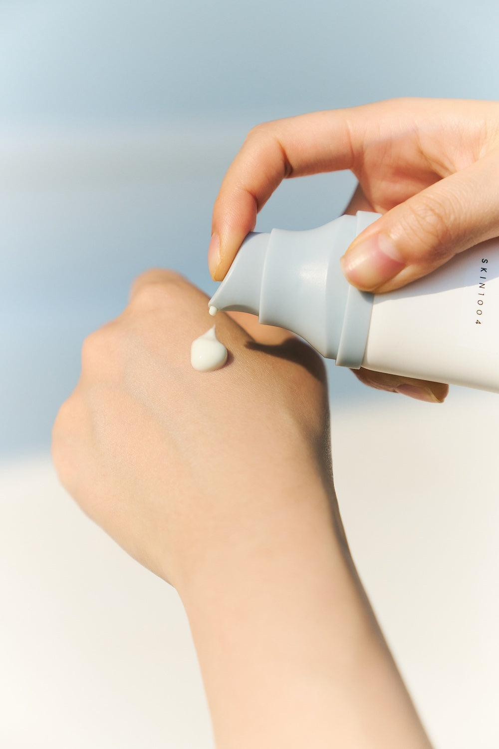 SKIN1004 Madagascar Centella Hyalu-Cica Water-Fit Sun Serum 50ml Korean sunscreen product image