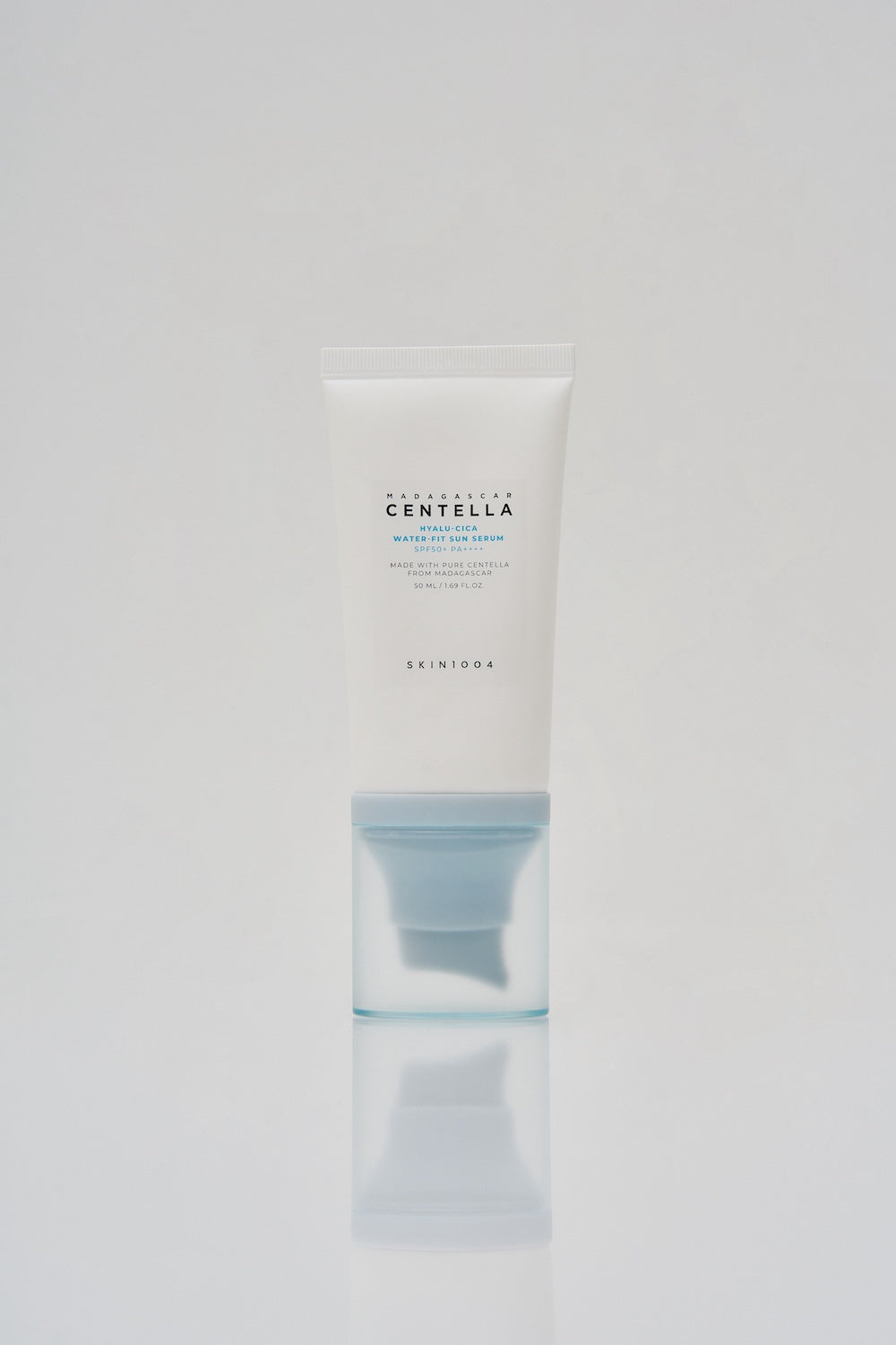 Side view of sun serum bottle showing fill level