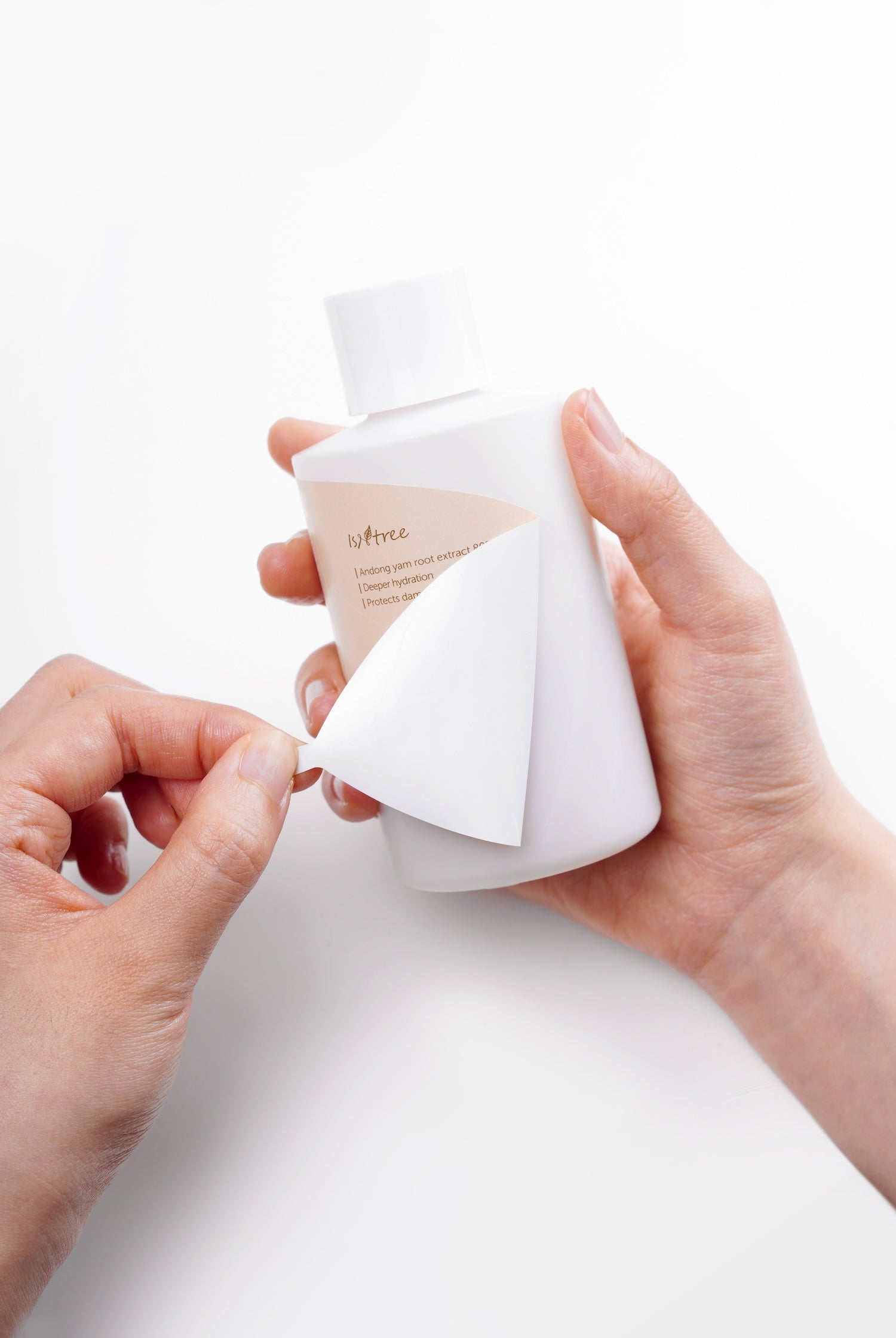 Isntree Yam Root Vegan Milk Toner 200ml Korean toner product image
