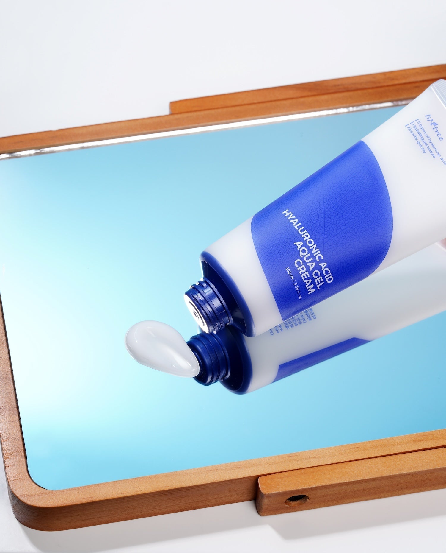 Isntree Aqua Gel Cream jar open showing smooth gel surface
